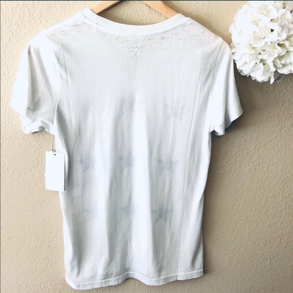 Women’s Star Graphic Tee - Picture 3 of 3